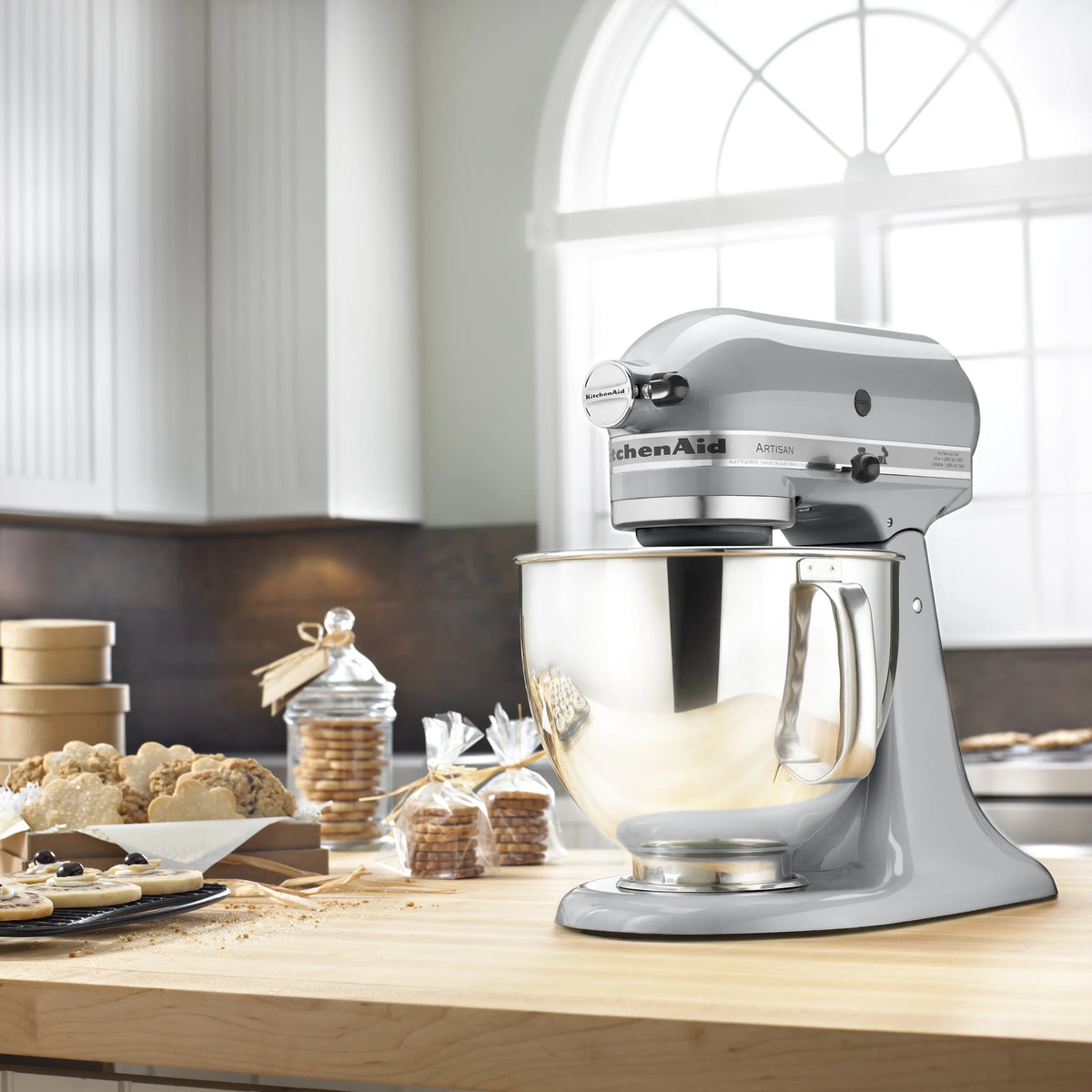 Kitchenaid Artisan Series 5 - Quart Tilt - Head Stand Mixer, Wildflower, KSM156CXWF - Product image 29