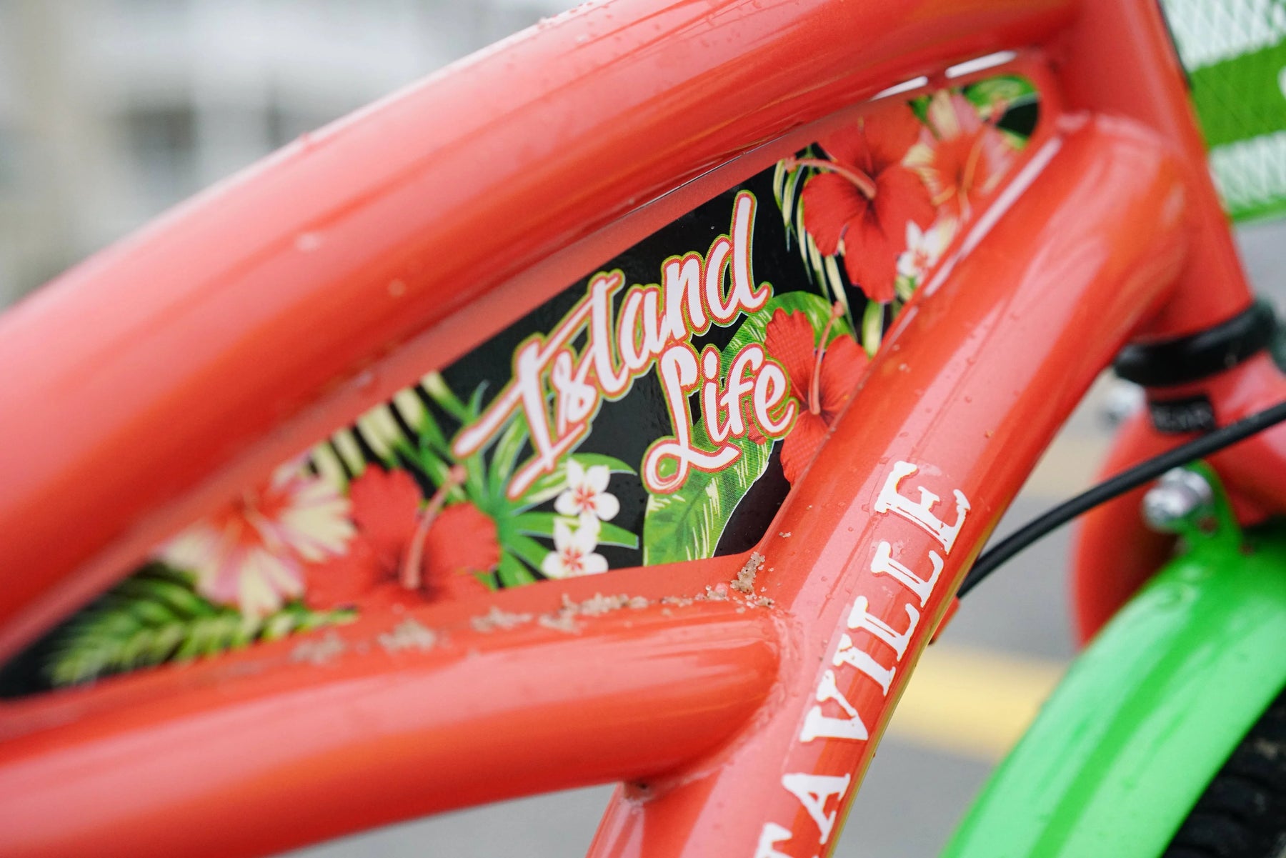 24" Island Life Multi Speed Girl'S Bike, Coral/Green - Product image 10