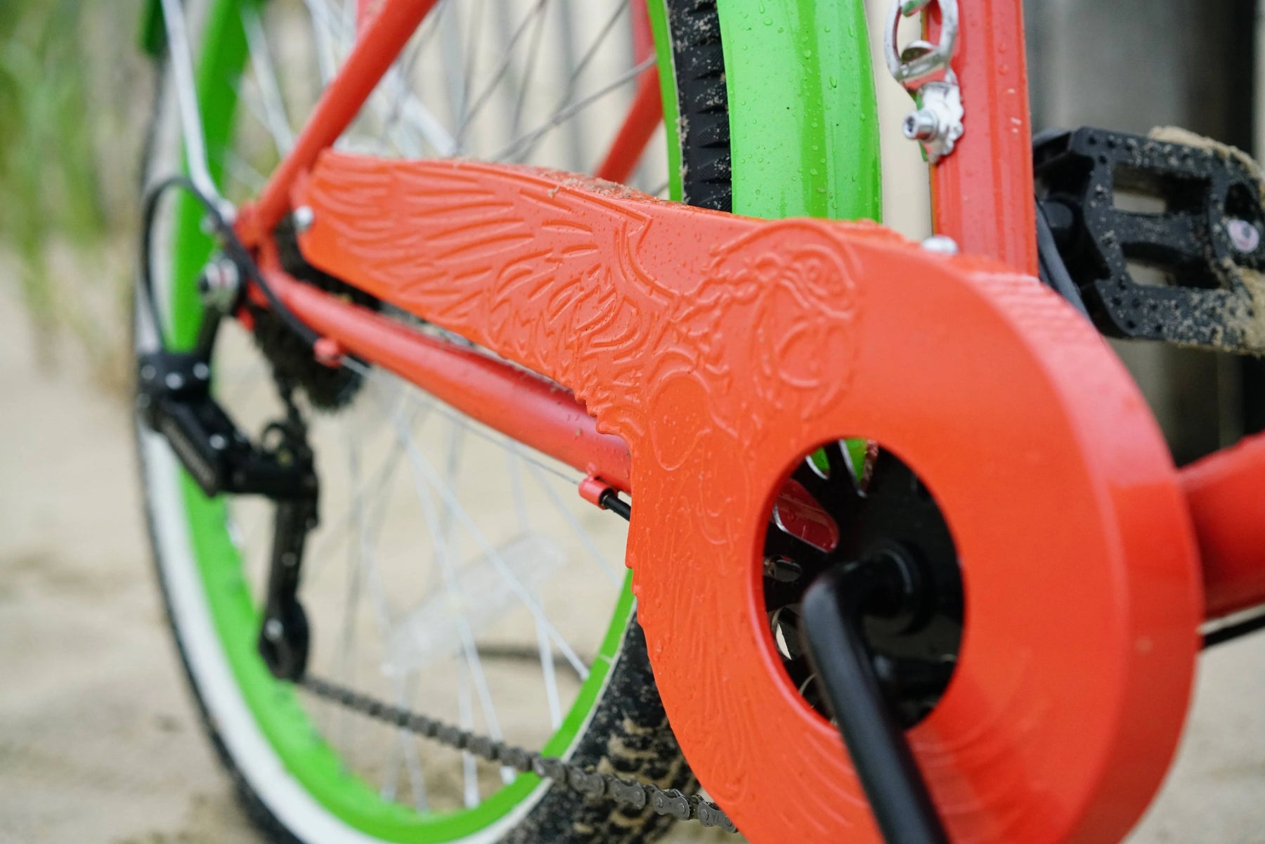 24" Island Life Multi Speed Girl'S Bike, Coral/Green - Product image 9