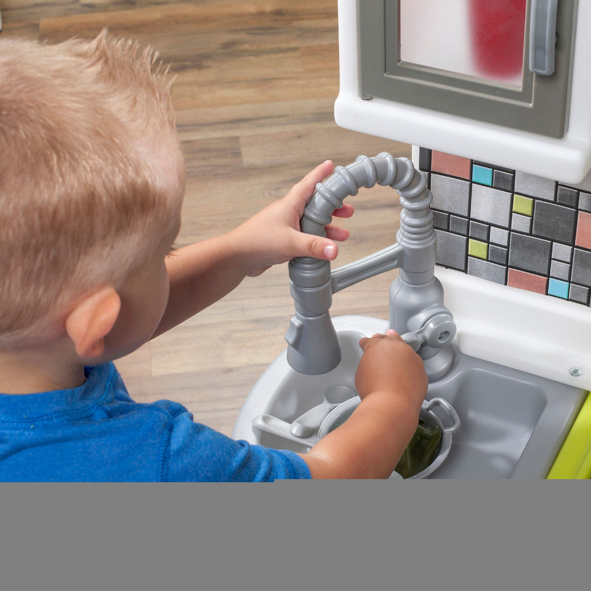 Step2 Contemporary Chef Brown and White Toddler Plastic Play Kitchen - Product image 8