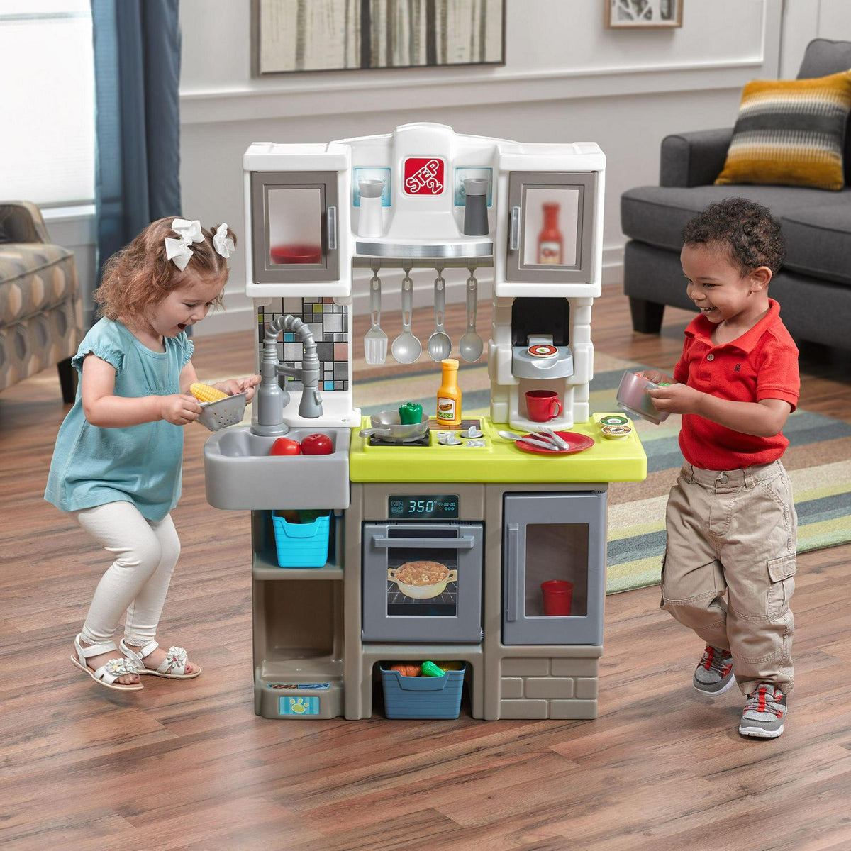 Step2 Contemporary Chef Brown and White Toddler Plastic Play Kitchen - Product image 9